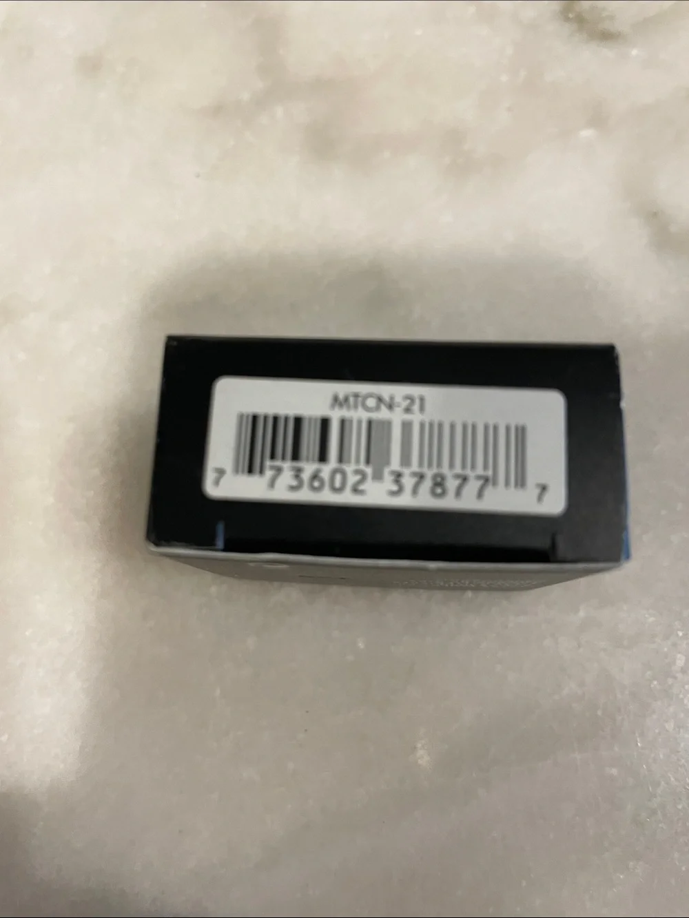MAC Cosmetics Extra Dimension Eye Shadow — Silver/Black Compact